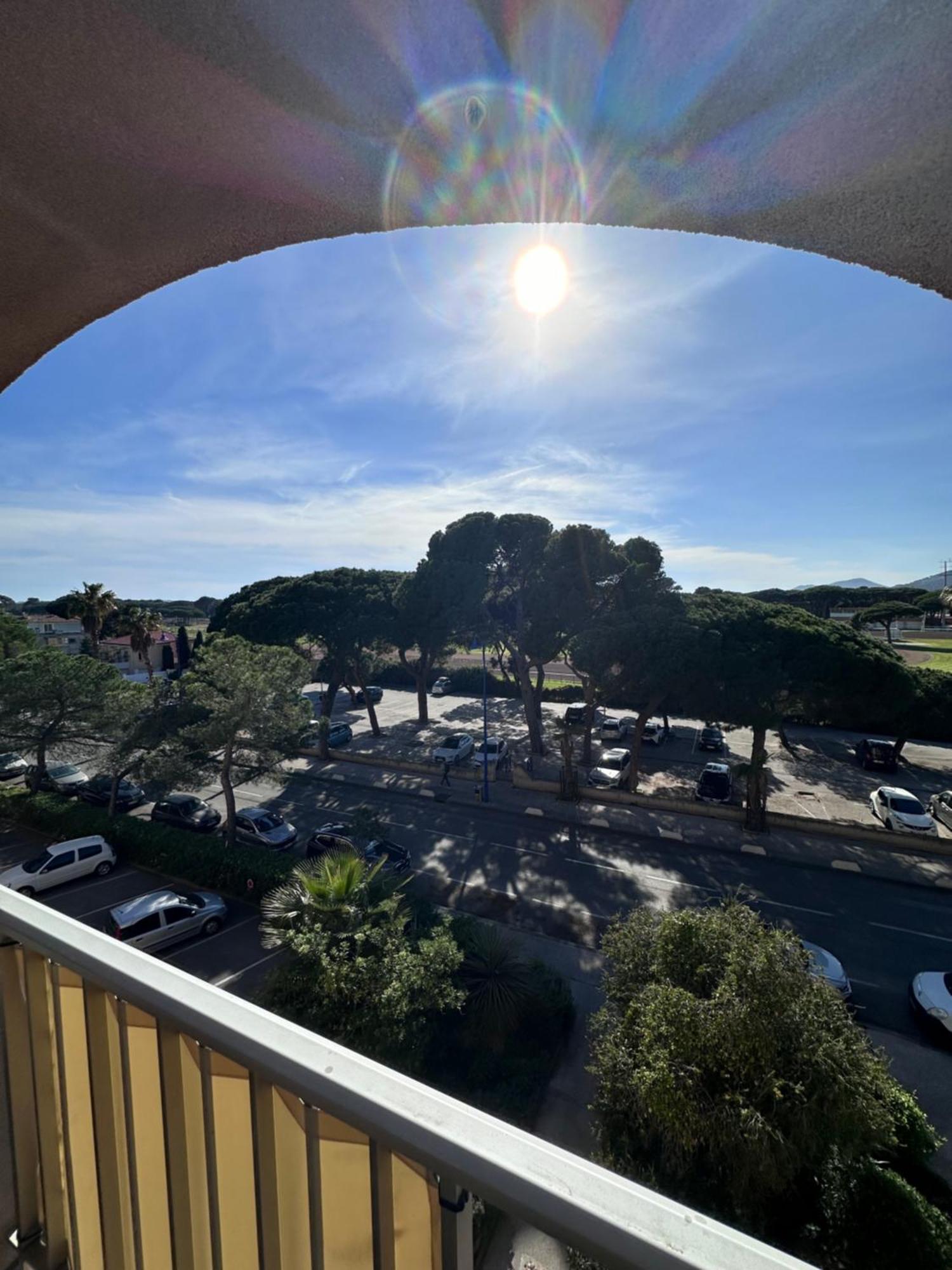 شقة Sejour Au Port Hyères المظهر الخارجي الصورة